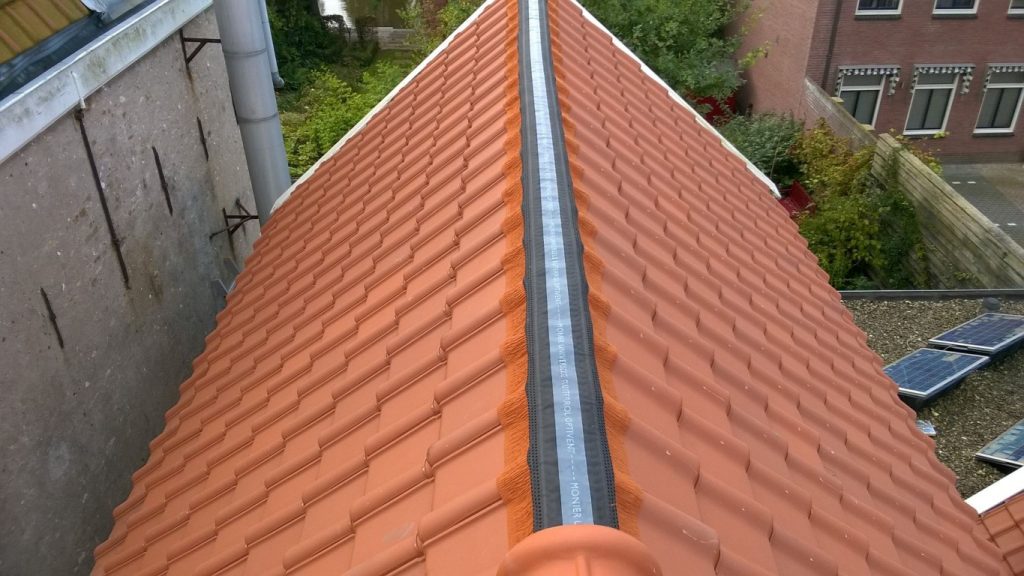 Isoleren van hellende daken (foto 2)